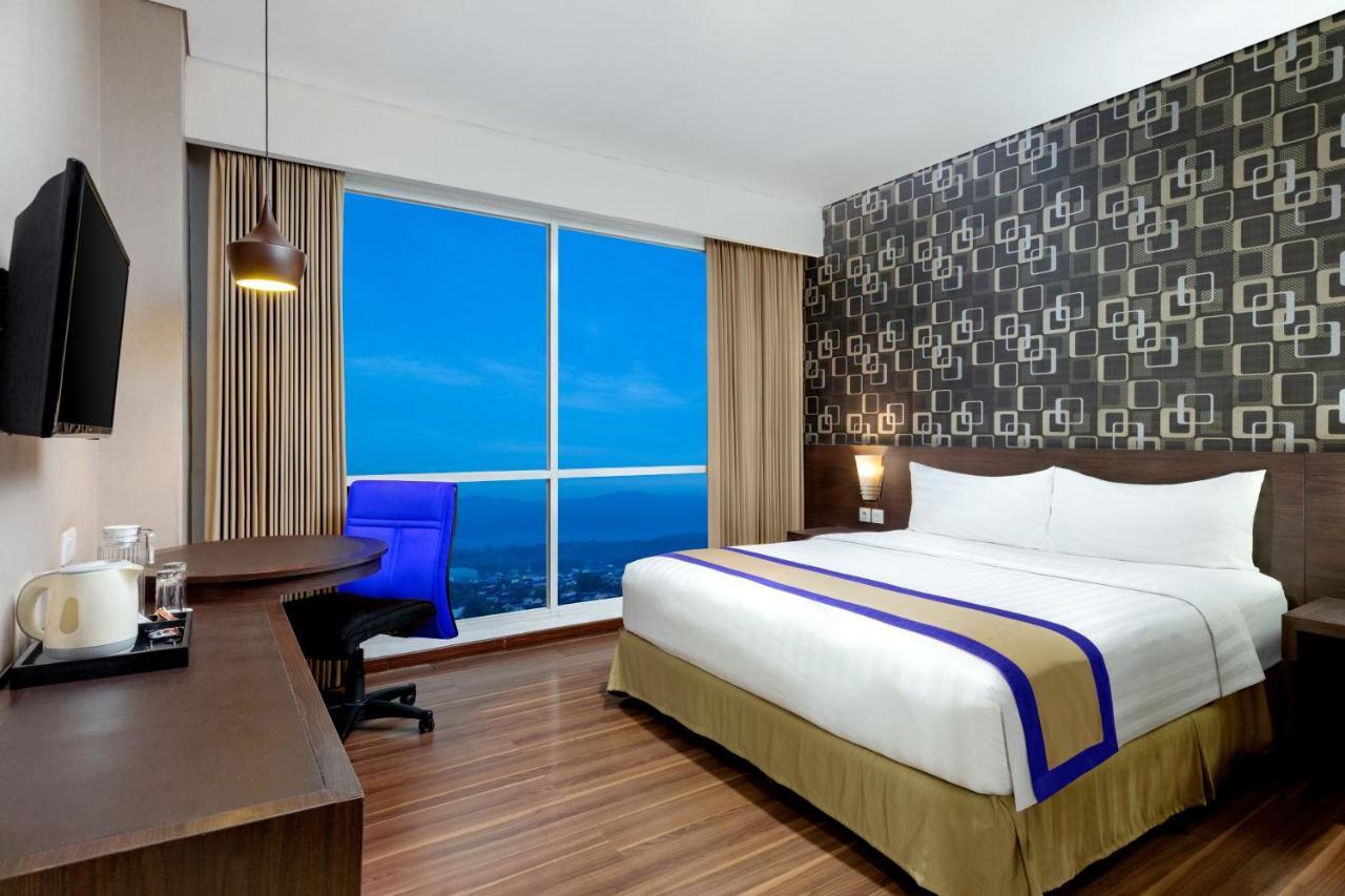 Aston Jember Hotel & Conference Center Eksteriør bilde